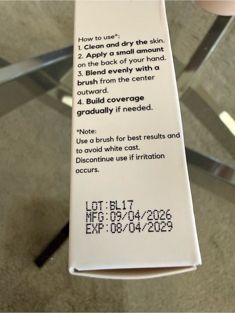 Two Luxe Lightweight Colorchange Foundation Tinted Skin Perfector - Nude Beige - Picture 5 of 5